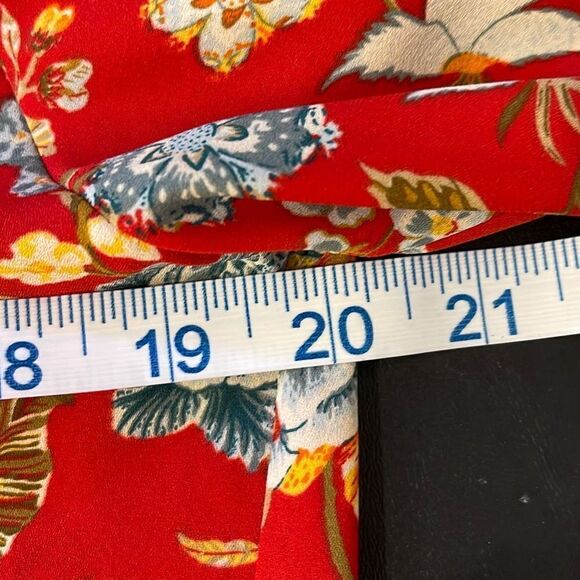 Loft Women's Button Down Blouse Long Sleeve Floral Collared Top Red‎ Size XS - Picture 8 of 9